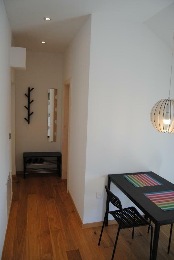 Apartment With Free Parking 卢布尔雅那 外观 照片